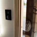 Samsung Galaxy A36 in Lila mit 256GB Speicher, als zentrale Steuerung für ein 5G-fähiges Smart Home.