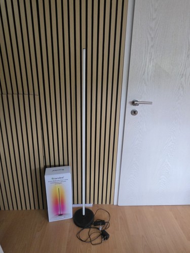 Nanoleaf Matter Smart Multicolor Stehlampe RGB
