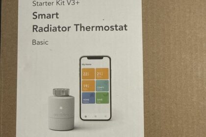 tado° Smartes Heizkörper-Thermostat Starter Kit V3+